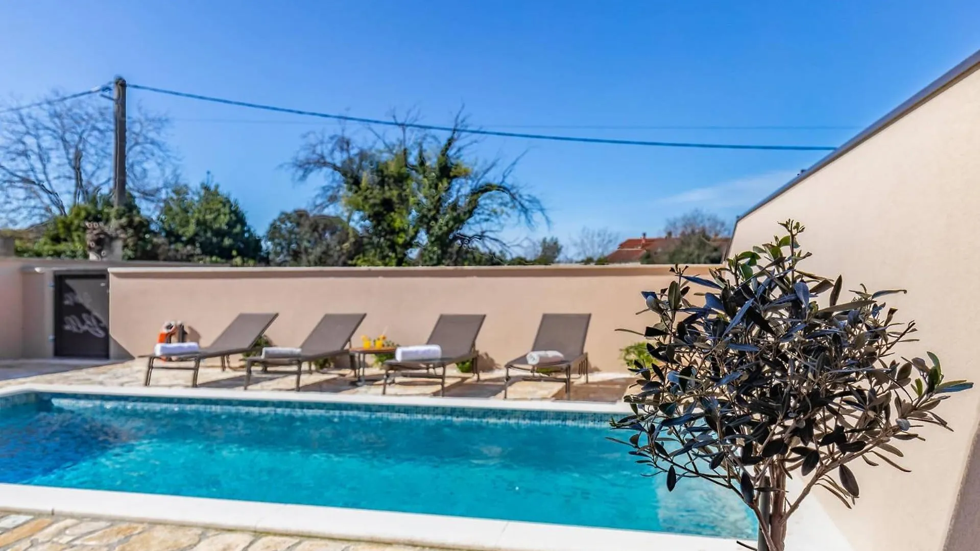 Stylish Villa Belaj With Pool, Sauna, Jacuzzi And Sea View By Wiibuk ボドニャン