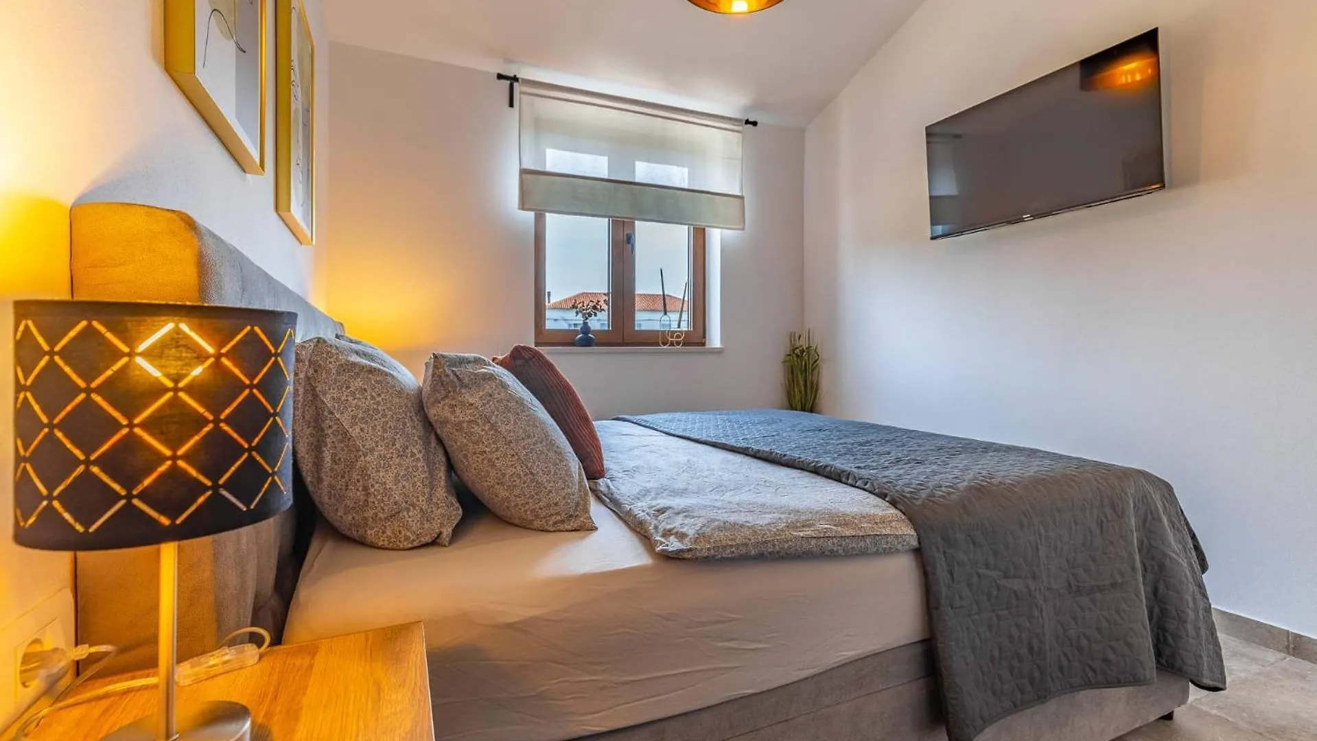 Stylish Villa Belaj With Pool, Sauna, Jacuzzi And Sea View By Wiibuk Vodnjan