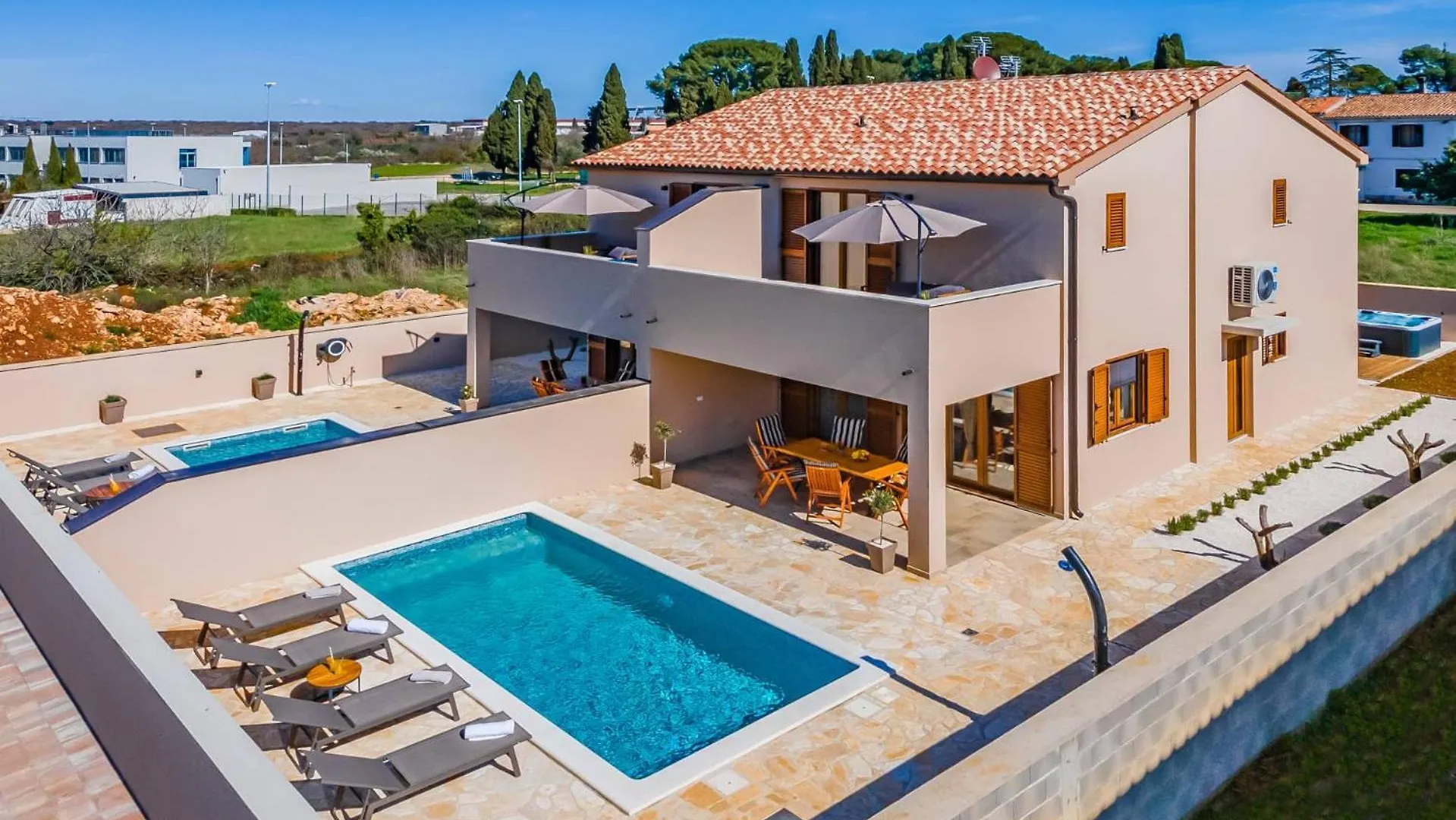 Stylish Villa Belaj With Pool, Sauna, Jacuzzi And Sea View By Wiibuk Vodnjan Croácia