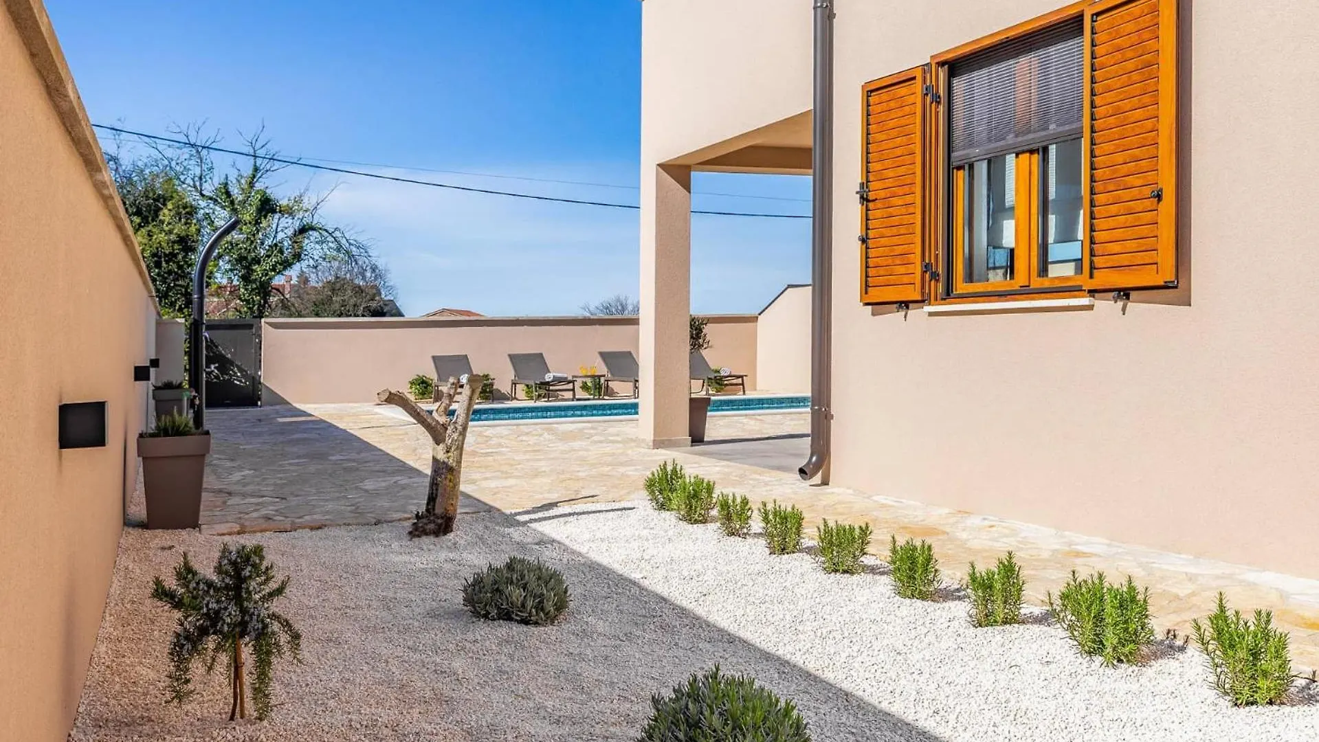 Stylish Villa Belaj With Pool, Sauna, Jacuzzi And Sea View By Wiibuk Vodnjan